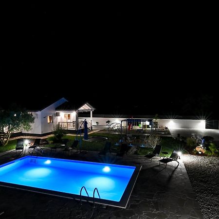 Holiday home Aprilis Galovac  Extérieur photo