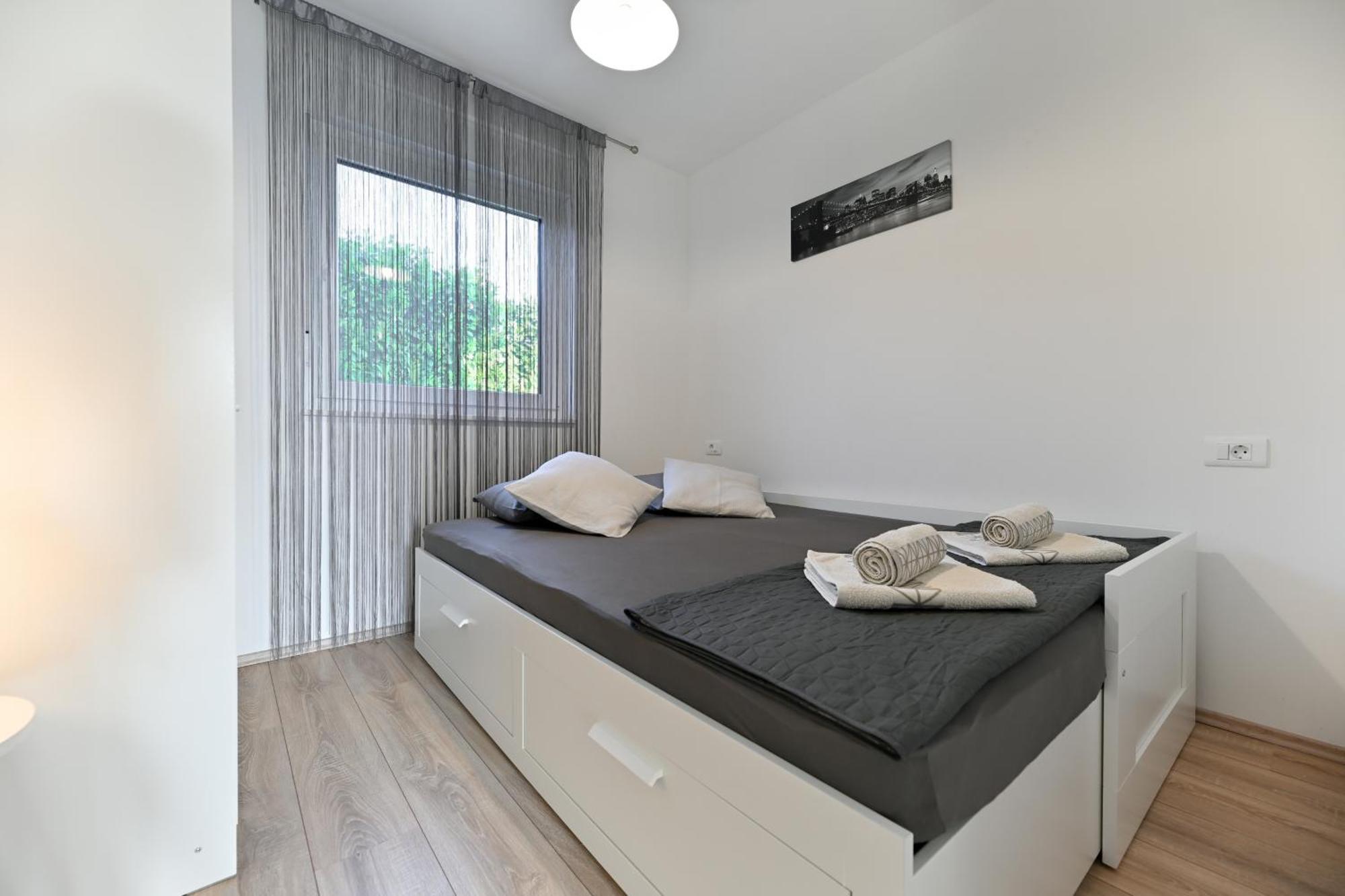Holiday home Aprilis Galovac  Extérieur photo