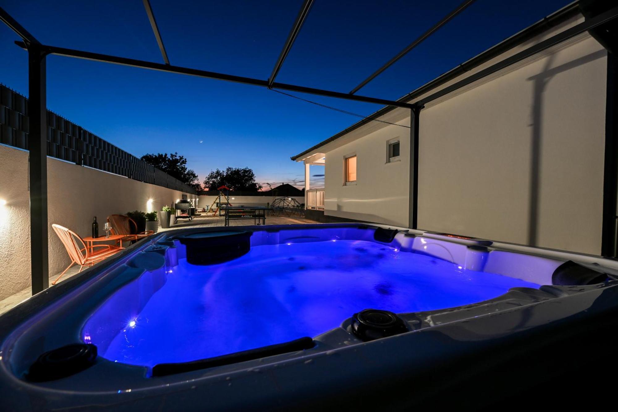 Holiday home Aprilis Galovac  Extérieur photo