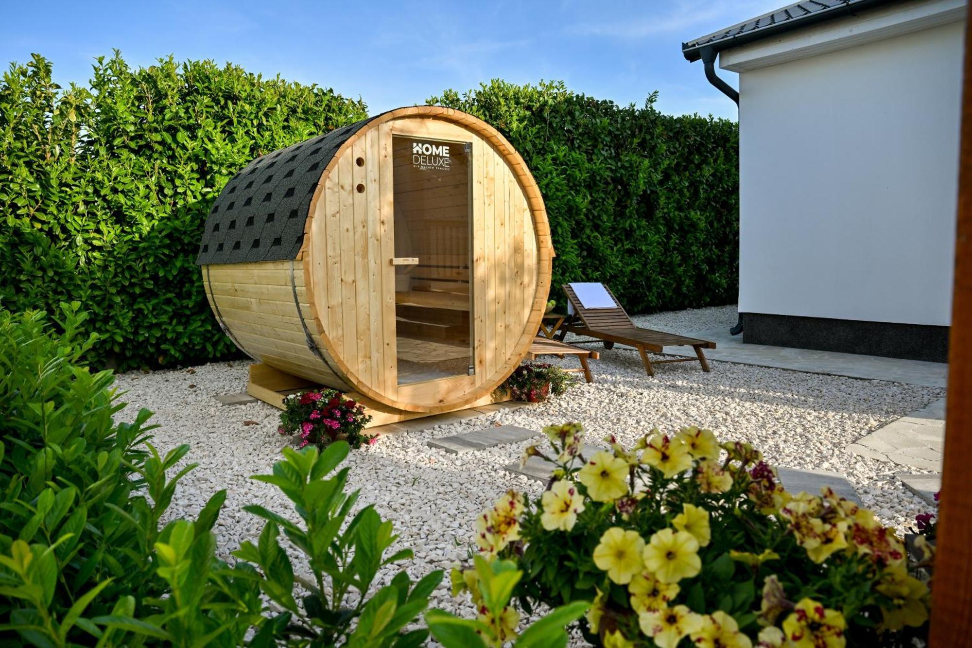 Holiday home Aprilis Galovac  Extérieur photo