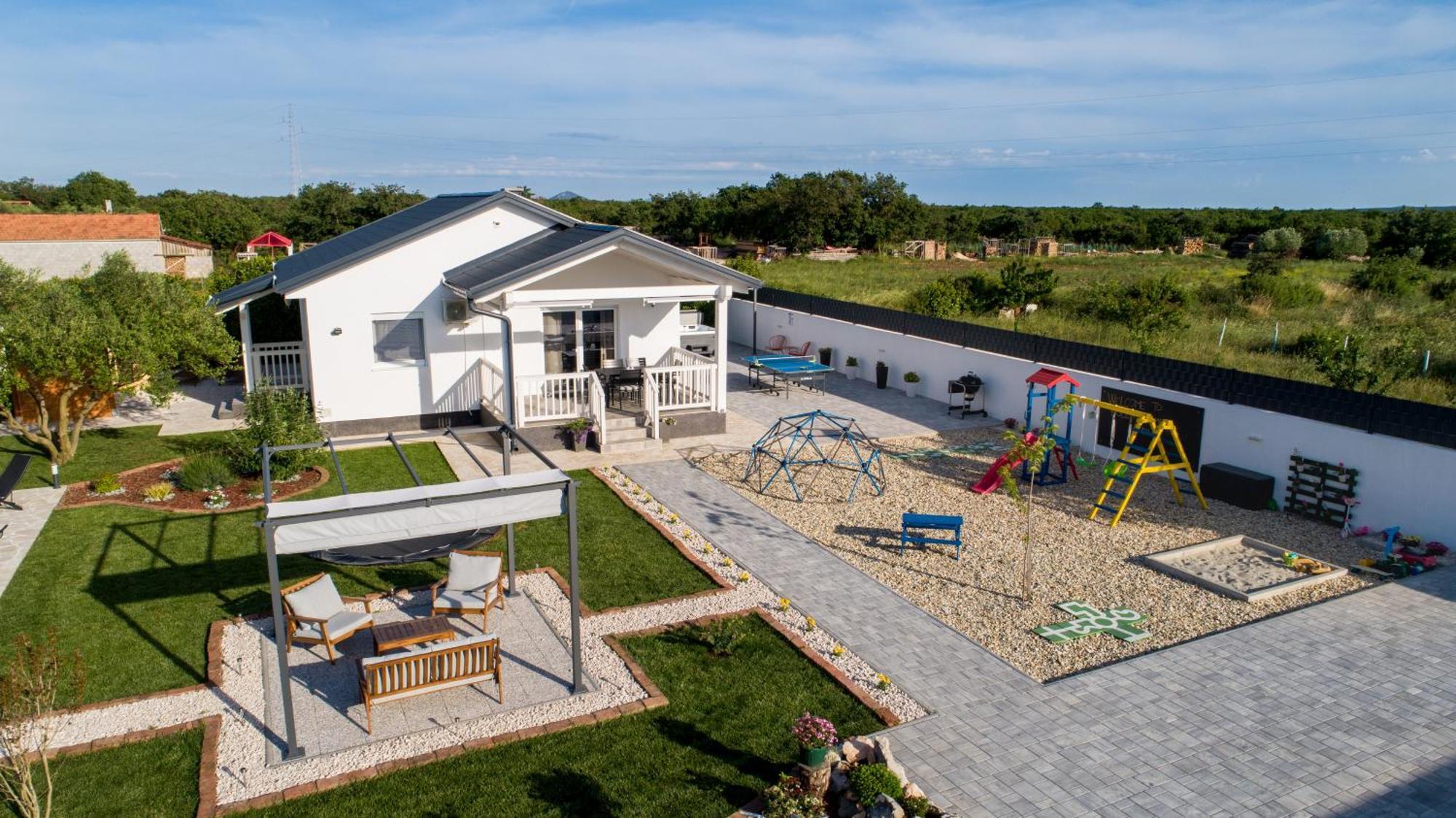 Holiday home Aprilis Galovac  Extérieur photo